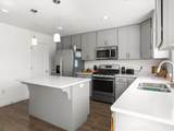 1512 Parkview Dr - Photo 11