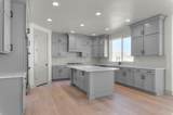 562 Coyote Ridge Rd - Photo 13