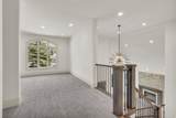 8905 Daybreaker Dr - Photo 18