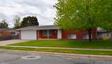 964 Wildwood Dr - Photo 2