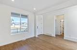 4907 Emerald Ave - Photo 6