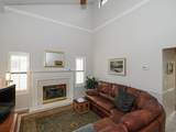 4763 Castle Ridge Dr - Photo 3