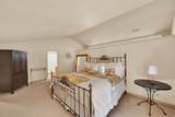 939 Donner Way - Photo 15