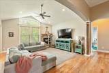 316 Azure Cir - Photo 12