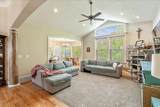 316 Azure Cir - Photo 14