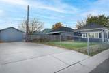 2060 Quincy Ave - Photo 4