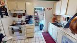 140 Carson Ave - Photo 4