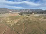 2582 Westview Dr - Photo 8
