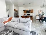524 Riverbed Dr - Photo 5