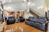 3225 Chateau View Cir - Photo 11
