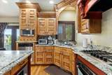 3225 Chateau View Cir - Photo 15