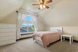 3225 Chateau View Cir - Photo 35