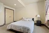 3225 Chateau View Cir - Photo 47