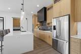 653 Vandalay Ln - Photo 20