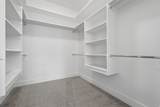 653 Vandalay Ln - Photo 40