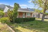 718 Robins Ave - Photo 2