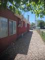 916 300 - Photo 2