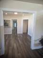 916 300 - Photo 17