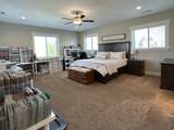695 Oak Cir - Photo 10