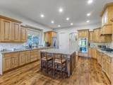 3077 Scenic Valley Ln - Photo 13