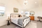1677 Lambert Ln - Photo 60