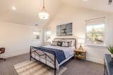 1677 Lambert Ln - Photo 63