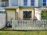 1381 Beacon Hill Dr - Photo 17