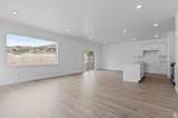 564 Levengrove Dr - Photo 4
