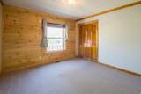 821 Erickson Ln - Photo 18