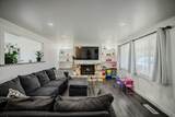 1618 Camelot Dr - Photo 24