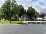 2482 Adelaide Dr - Photo 33