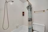1063 Oxford Dr - Photo 13
