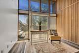 1063 Oxford Dr - Photo 4