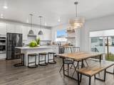 627 Meade St - Photo 3