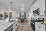 1758 Viewcrest Dr - Photo 11