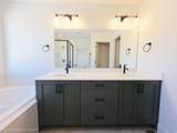 2948 Aberdeen Dr - Photo 13