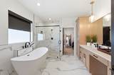 229 Ventura Blvd - Photo 17
