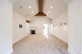 2400 Walker Ln - Photo 25