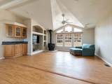 1055 Red Hills Ave - Photo 11