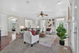 165 2040 - Photo 25