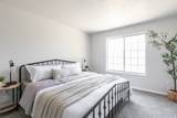 3063 Holdershill Ln - Photo 14