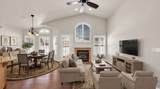 4561 Lori Leigh Ln - Photo 9