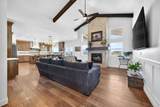 1318 Abigail Ln - Photo 3
