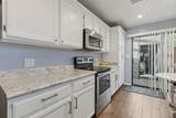 230 300 - Photo 12