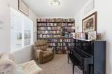 1202 Raintree Ln - Photo 5