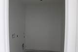 611 Renze Adams St - Photo 11