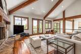 2054 Paddington Dr - Photo 3
