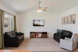 2415 Boxwood Ln - Photo 5