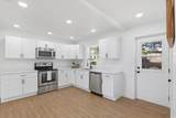 1611 Sandhill Rd - Photo 13