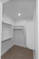 538 Rivergate Dr - Photo 13